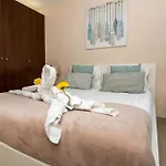 Anchor By Ici Apartment